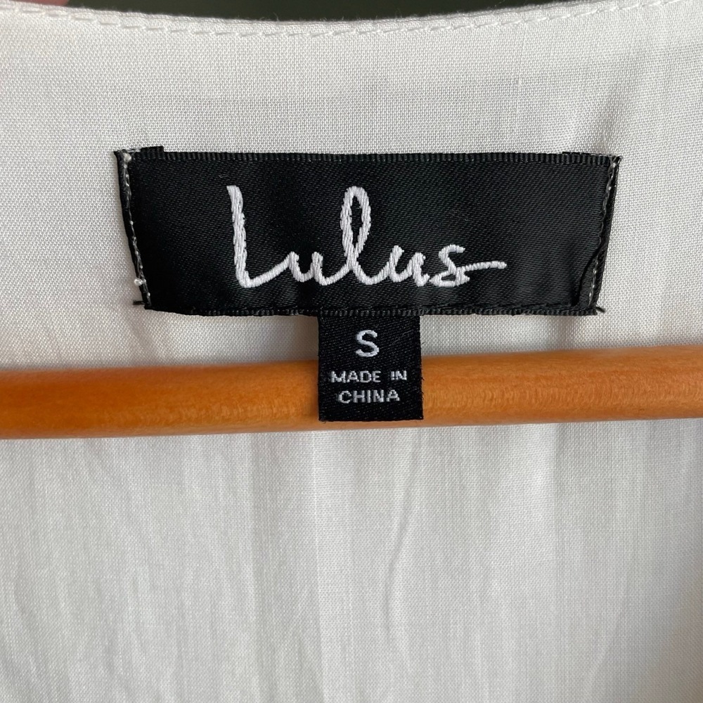 NEW Lulus Size Small Down in Kokomo Ivory Embroidered‎ Shift Dress Short Sleeve - Picture 4 of 6